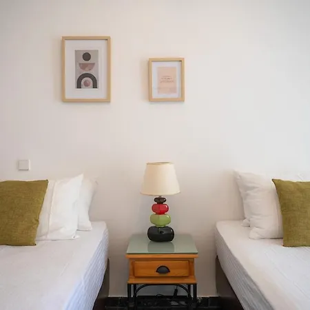 Apartman Eln's Sunlit Rhodes City